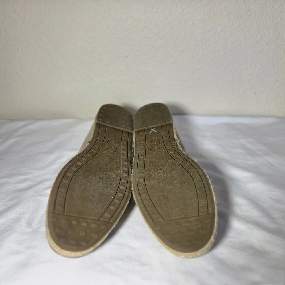Anne Klein iFlex Suede Espadrille Flats Taupe Studded Slip On Shoes S1647